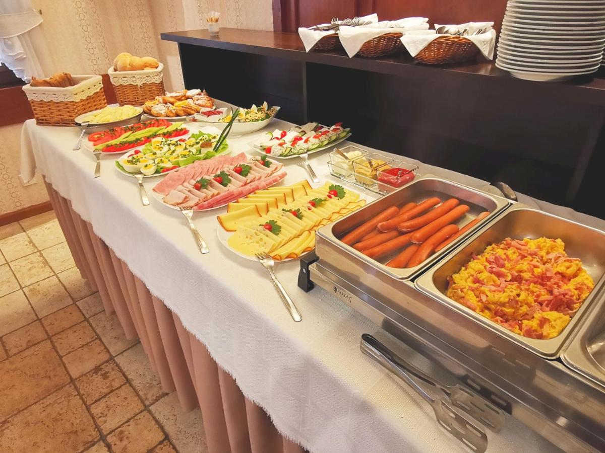 Aparthotel Mikolajki Екстер'єр фото